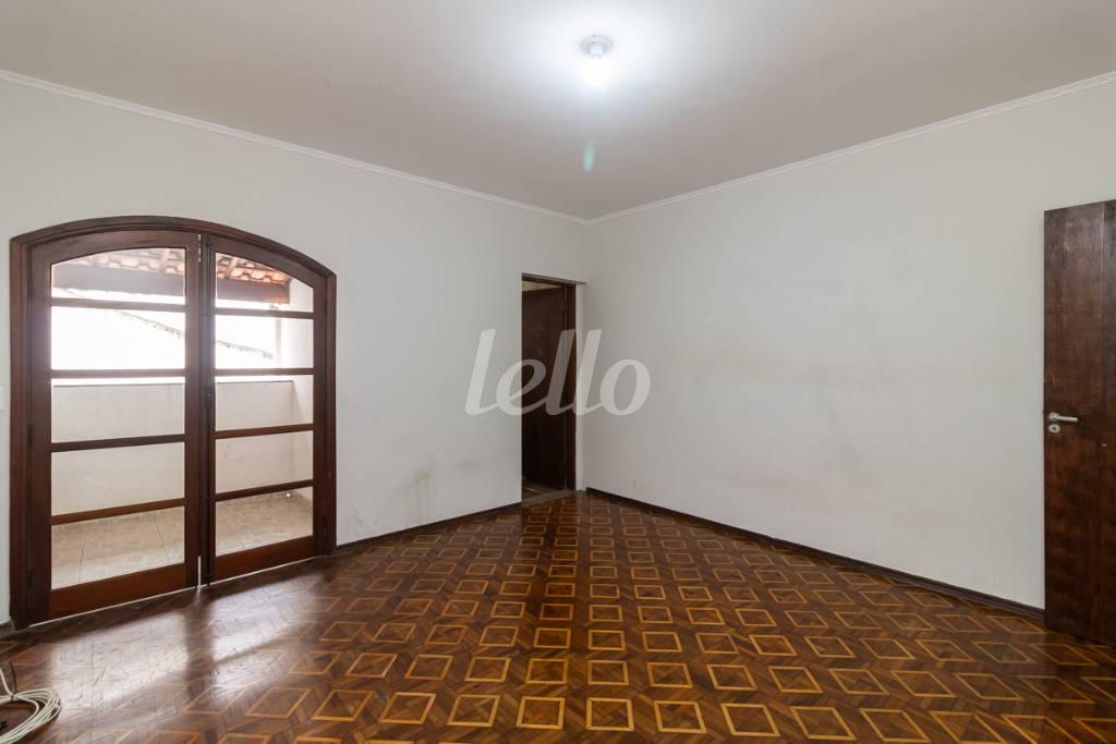 21 SUITE 3 de Casa para alugar, sobrado com 230 m², 3 quartos e 3 vagas em Vila Mafra - São Paulo