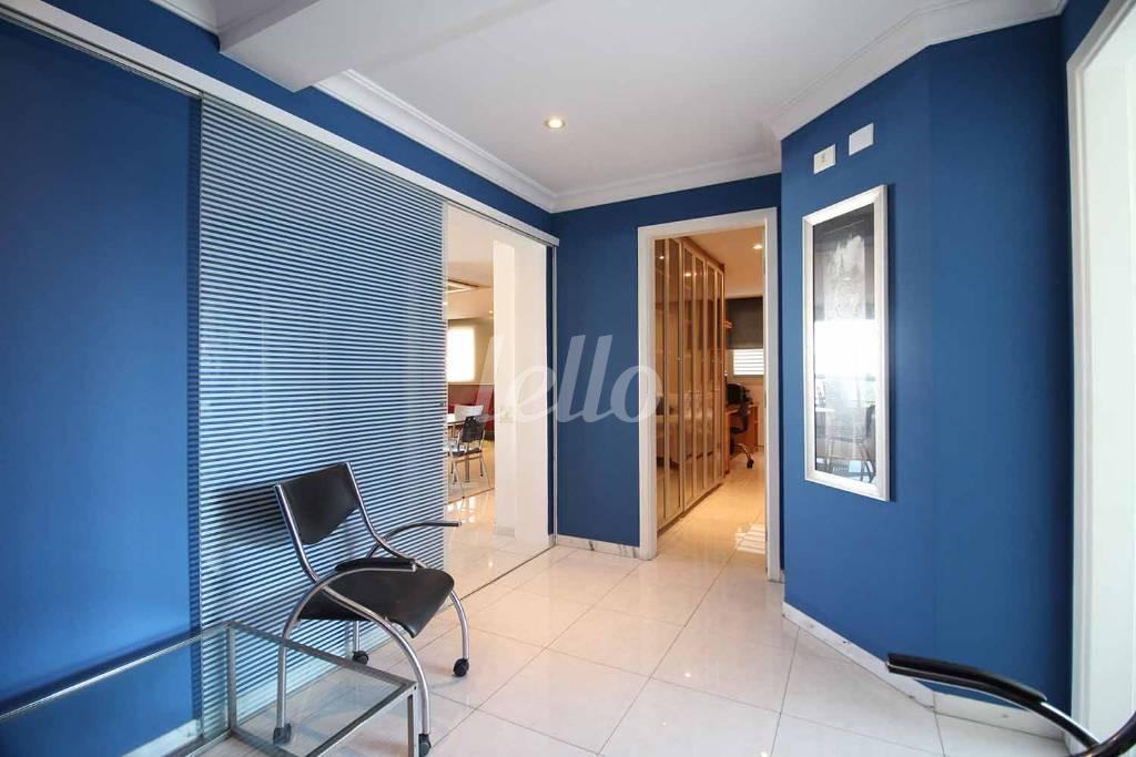 HALL de Apartamento à venda, Padrão com 150 m², 3 quartos e 4 vagas em Mirandopolis - São Paulo