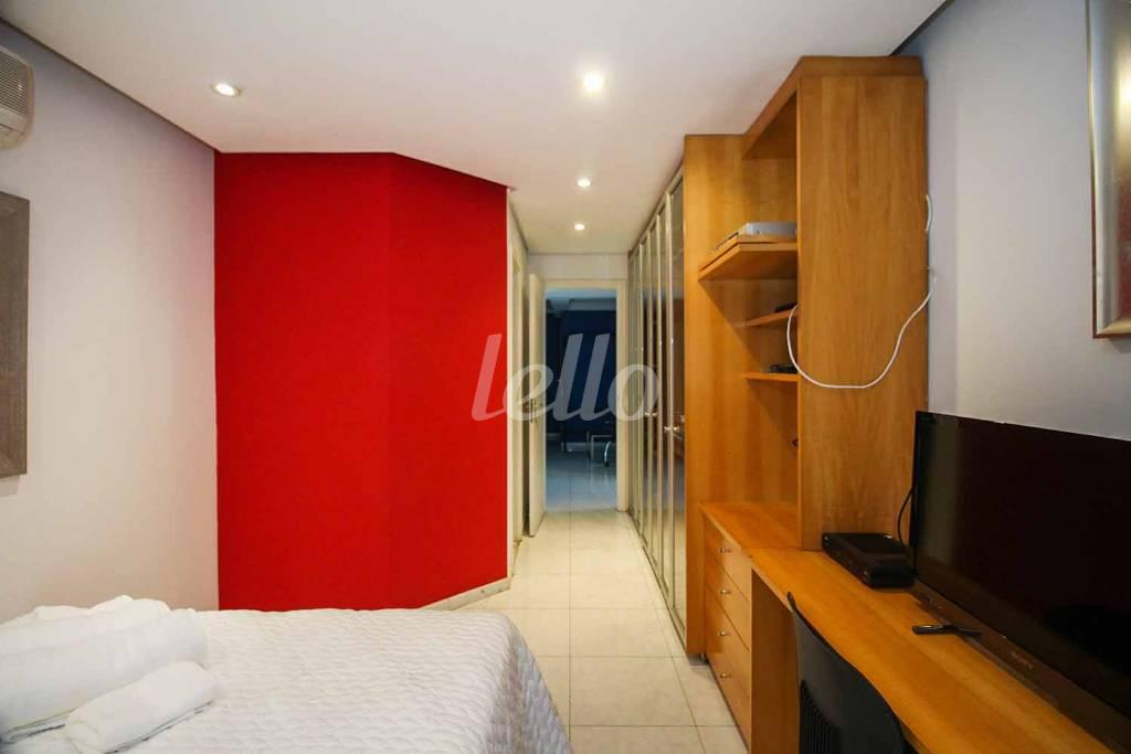 SUÍTE 1 de Apartamento à venda, Padrão com 150 m², 3 quartos e 4 vagas em Mirandopolis - São Paulo