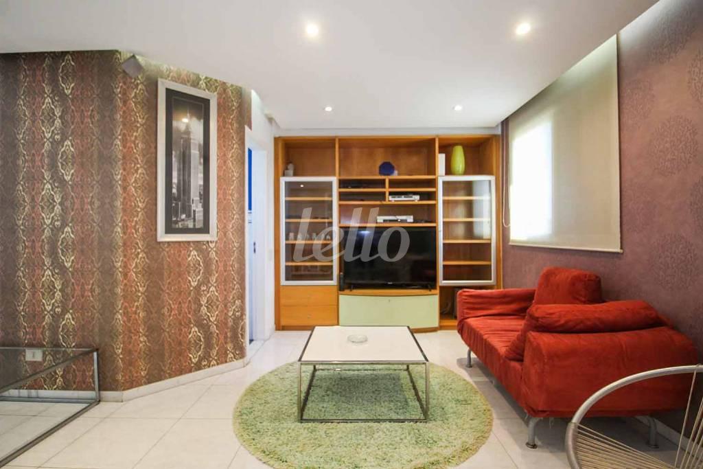 SALA de Apartamento à venda, Padrão com 150 m², 3 quartos e 4 vagas em Mirandopolis - São Paulo