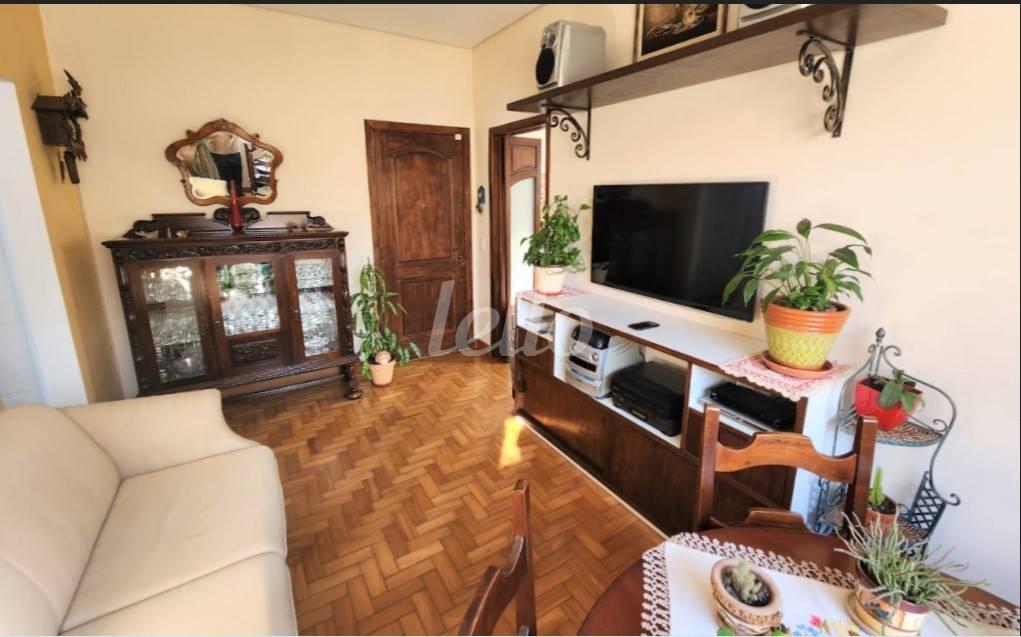 SALA de Apartamento à venda, Padrão com 72 m², 2 quartos e em Jd. Nossa Sra. Aparecida - São Paulo