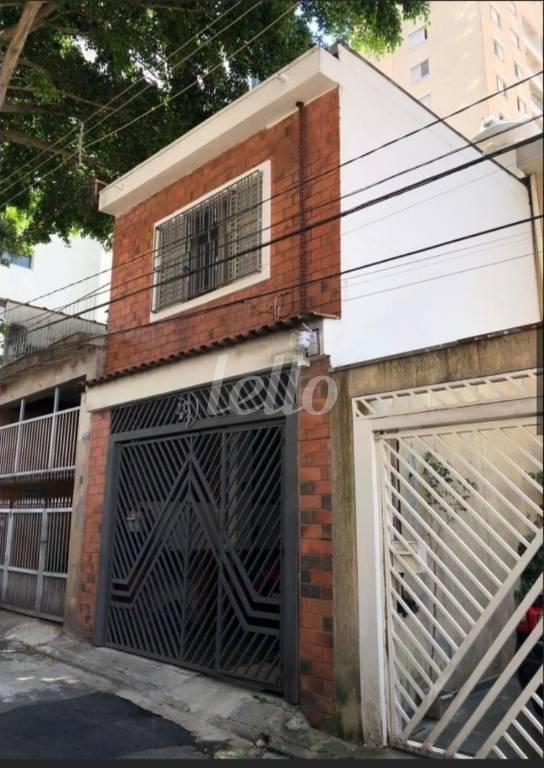 FACHADA de Casa à venda, sobrado com 135 m², 3 quartos e 2 vagas em Vila Prudente - São Paulo