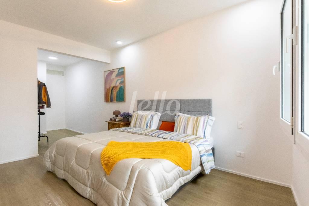 DORMITÓRIO SUITE de Apartamento para alugar, Padrão com 204 m², 2 quartos e em República - São Paulo