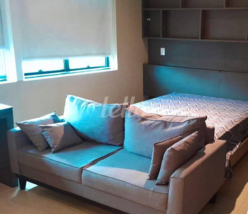 DORMITÓRIO de Apartamento à venda, Flat com 28 m², 1 quarto e em Indianópolis - São Paulo
