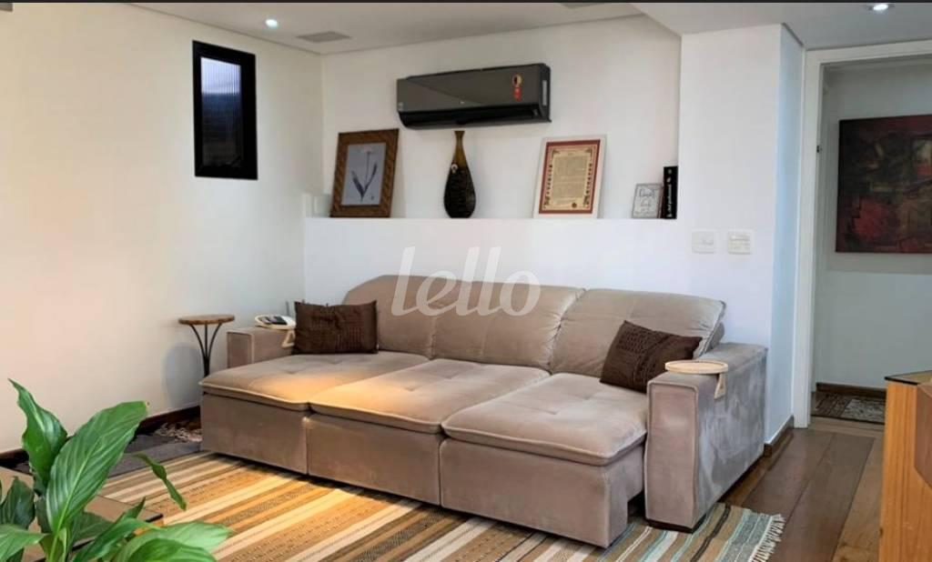 SALA DE T V de Apartamento à venda, Padrão com 250 m², 3 quartos e 4 vagas em Indianópolis - São Paulo