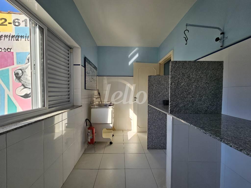 SALA 6 de Casa para alugar, sobrado com 212 m², 3 quartos e 2 vagas em Ch Santo Antônio (ZL) - São Paulo