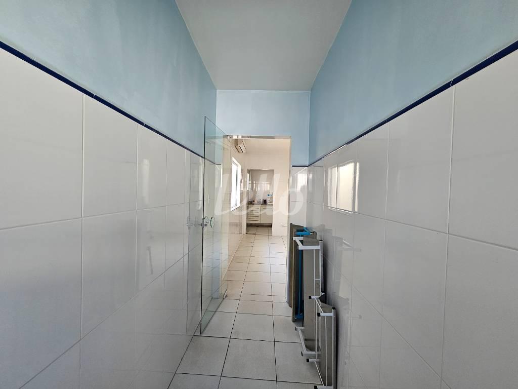 HALL de Casa para alugar, sobrado com 212 m², 3 quartos e 2 vagas em Ch Santo Antônio (ZL) - São Paulo