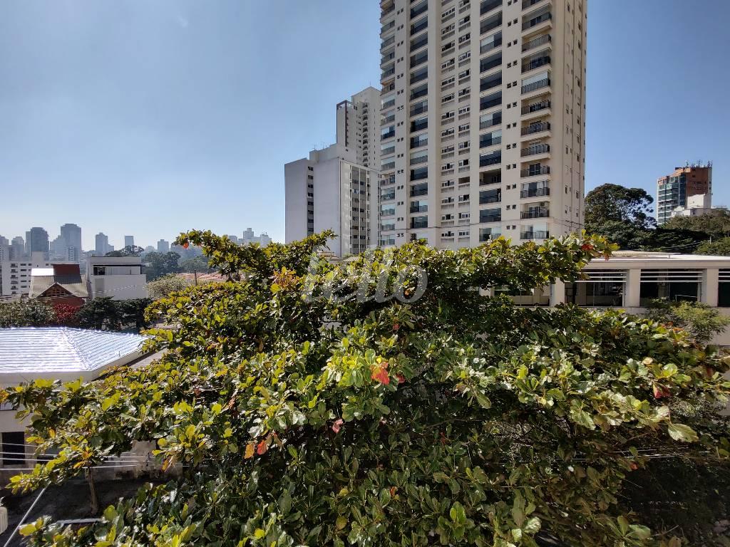 VISTA DA SACADA E DORMITÓRIOS de Apartamento à venda, Padrão com 102 m², 3 quartos e 2 vagas em Parque da Mooca - São Paulo
