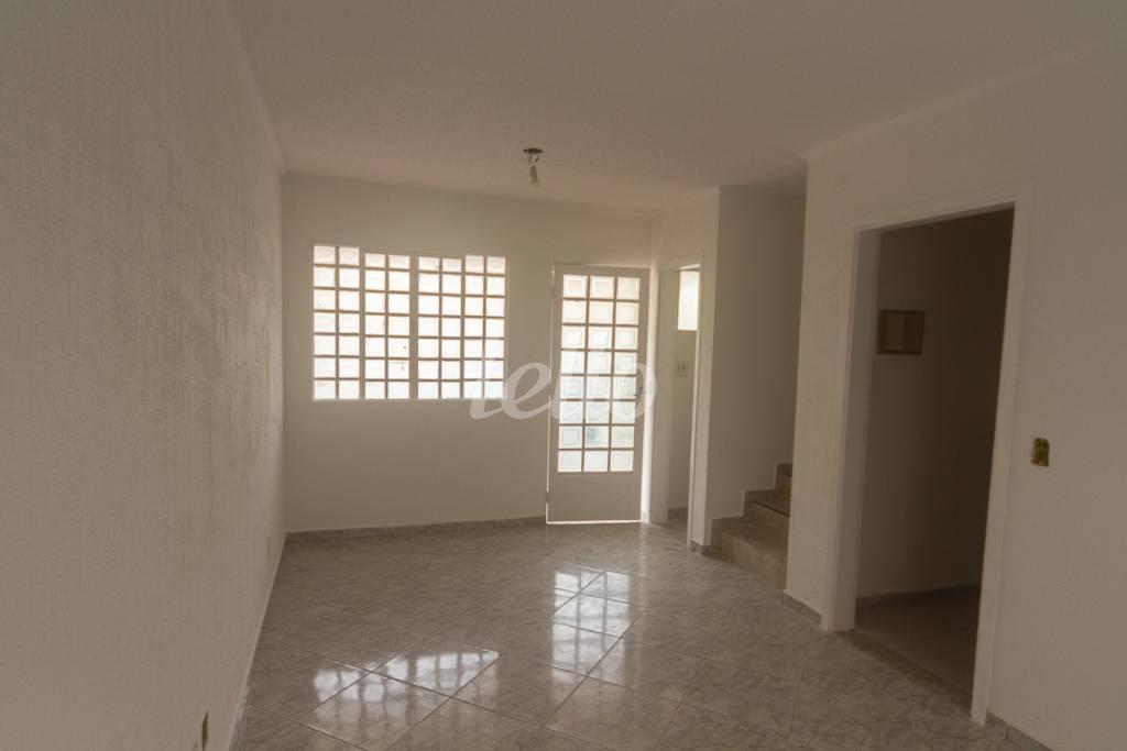 SALA de Casa à venda, sobrado com 88 m², 3 quartos e 2 vagas em Utinga - Santo André
