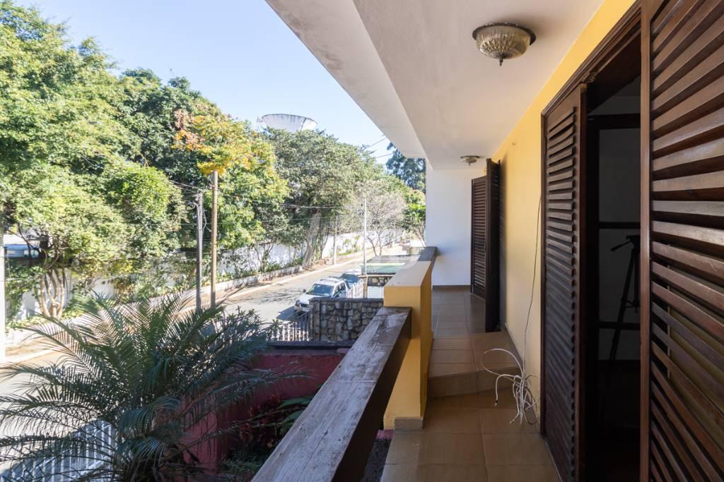 VARANDA de Casa à venda, sobrado com 289 m², 3 quartos e 6 vagas em Jardim Avelino - São Paulo