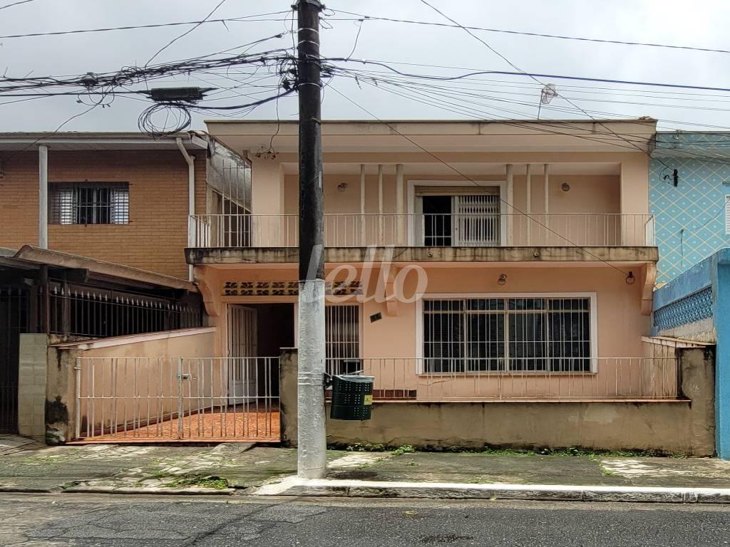 FACHADA de Casa à venda, sobrado com 166 m², 2 quartos e 4 vagas em Vila Regente Feijó - São Paulo