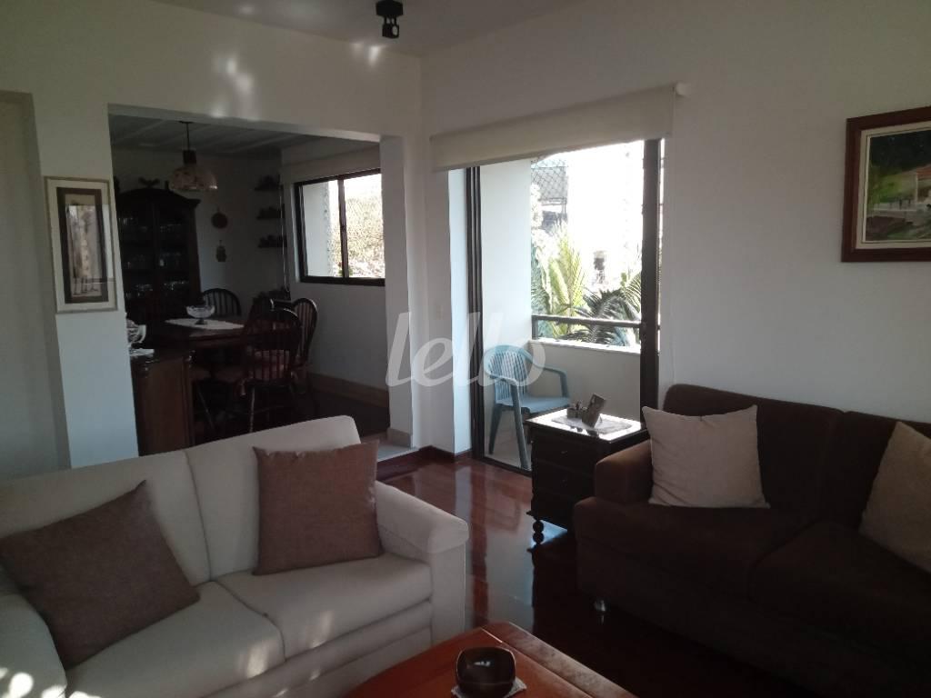 SALA de Apartamento à venda, Padrão com 149 m², 3 quartos e 3 vagas em Vila Mariana - São Paulo