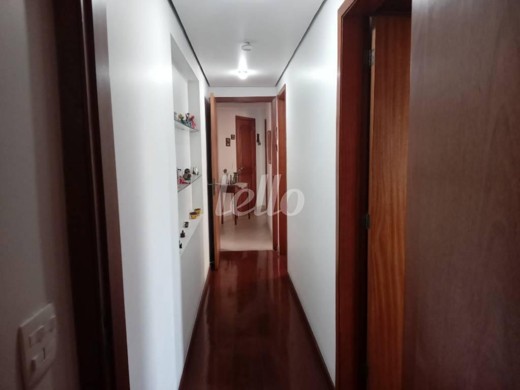 CORREDOR DE ACESSO de Apartamento à venda, Padrão com 149 m², 3 quartos e 3 vagas em Vila Mariana - São Paulo
