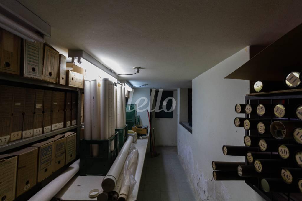 SALA 1 INFERIOR de Casa para alugar, sobrado com 80 m², e 4 vagas em Brooklin Paulista - São Paulo