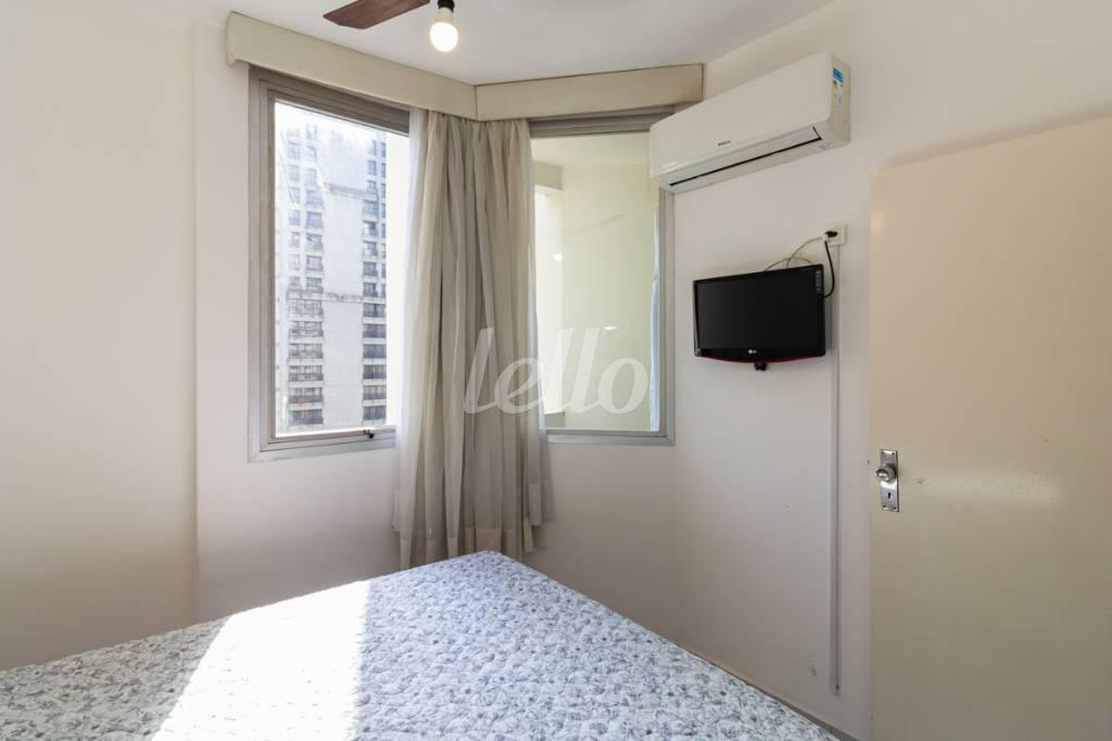 DORMITÓRIO de Apartamento para alugar, Padrão com 28 m², 1 quarto e 1 vaga em Jardim Paulista - São Paulo