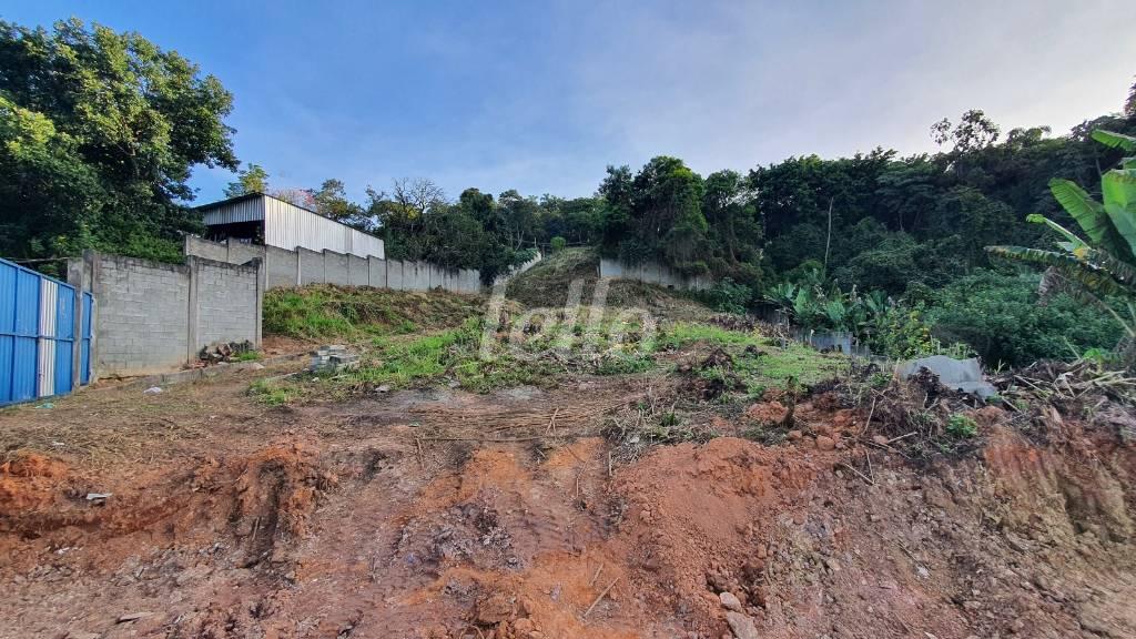 FOTOS TERRENO 1 de Área / Terreno à venda, Padrão com 2400 m², e em Tucuruvi - São Paulo