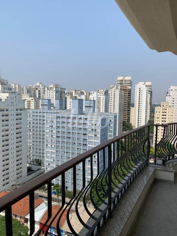 VARANDA de Apartamento para alugar, cobertura - Padrão com 464 m², 3 quartos e 3 vagas em Campo Belo - São Paulo