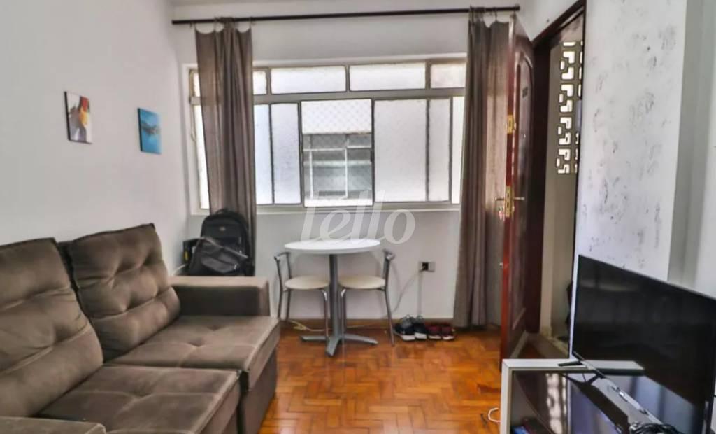 SALA de Apartamento para alugar, Padrão com 70 m², 1 quarto e 1 vaga em Bela Vista - São Paulo