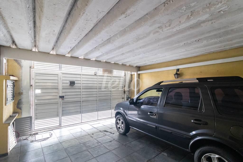 40 - GARAGEM (1) de Casa à venda, sobrado com 150 m², 3 quartos e 4 vagas em Quinta da Paineira - São Paulo