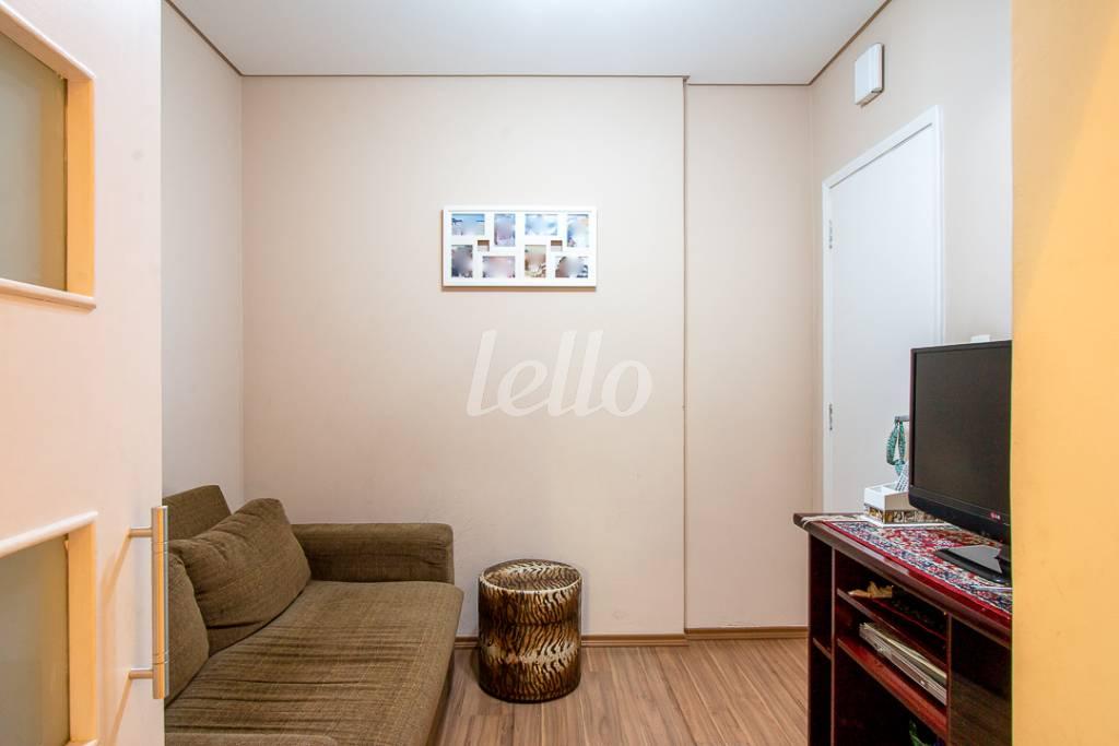 SALA DE TV de Apartamento à venda, Padrão com 140 m², 3 quartos e 1 vaga em Jardins - São Paulo