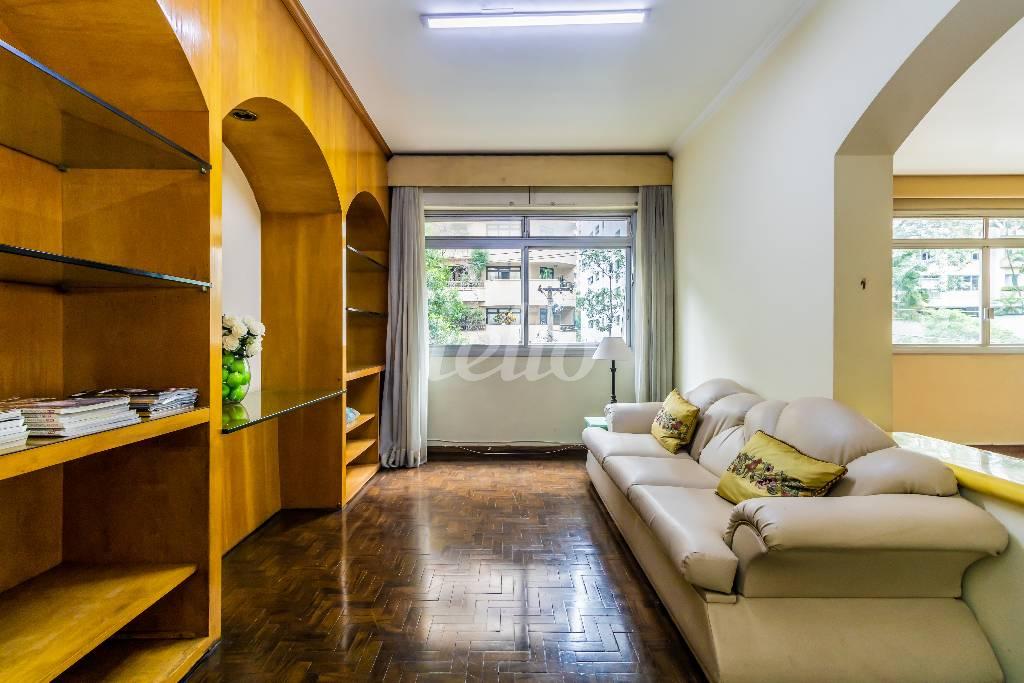 SALA de Apartamento à venda, Padrão com 294 m², 4 quartos e 3 vagas em Jardim Paulista - São Paulo