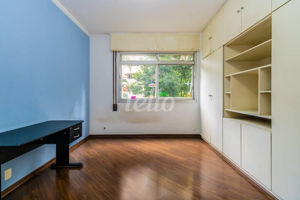 DORMITÓRIO de Apartamento à venda, Padrão com 294 m², 4 quartos e 3 vagas em Jardim Paulista - São Paulo