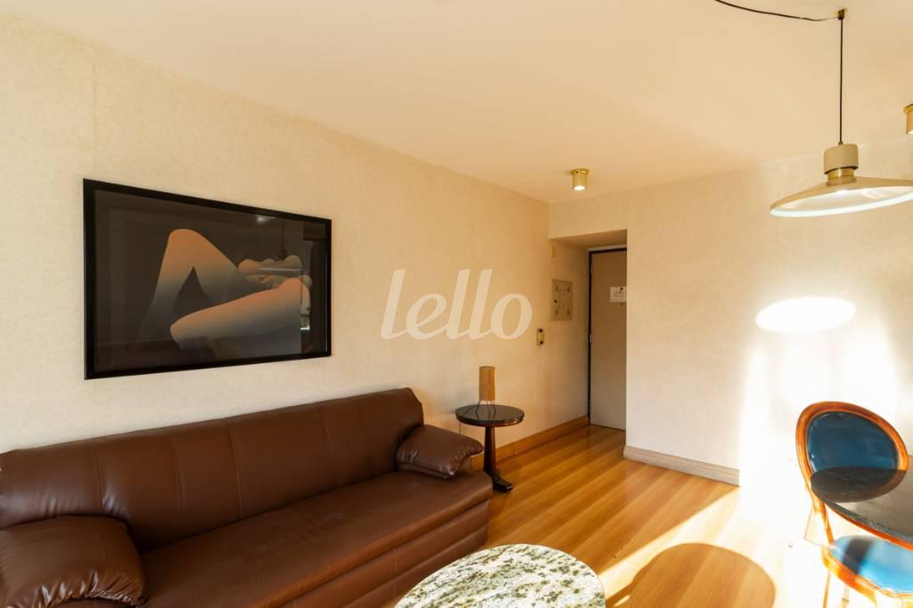 SALA de Apartamento para alugar, Padrão com 52 m², 1 quarto e 1 vaga em Bela Vista - São Paulo