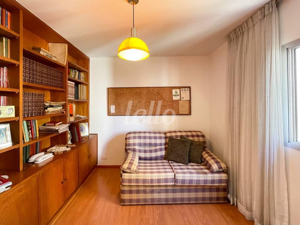 DORM 4 de Apartamento à venda, Padrão com 184 m², 4 quartos e 2 vagas em Campo Belo - São Paulo