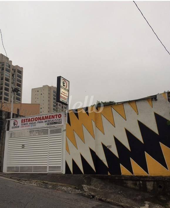 FOTO TERRENO 2 de Área / Terreno à venda, Padrão com 400 m², e em Vila Mazzei - São Paulo