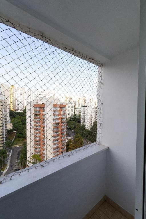SACADA SUÍTE 3 de Apartamento para alugar, Padrão com 245 m², 3 quartos e 3 vagas em Parque Bairro Morumbi - São Paulo