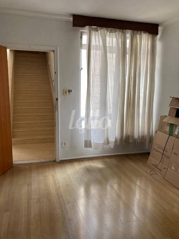 SALA de Apartamento à venda, Padrão com 80 m², 2 quartos e 1 vaga em Vila Pompeia - São Paulo