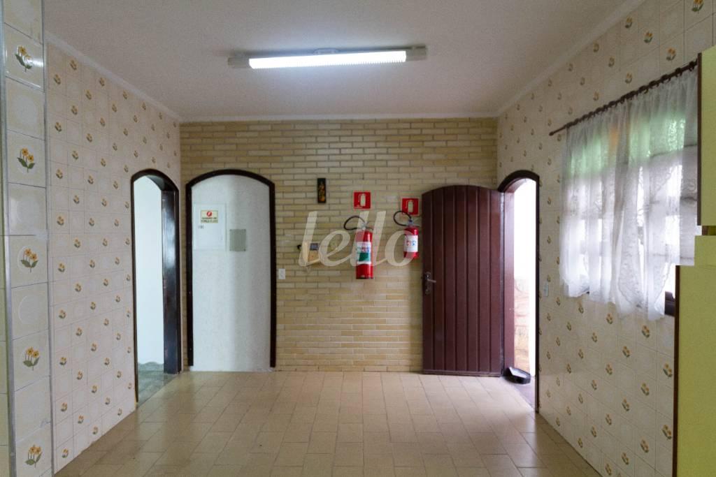 COZINHA de Casa para alugar, sobrado com 483 m², 5 quartos e 7 vagas em Vila Bastos - Santo André