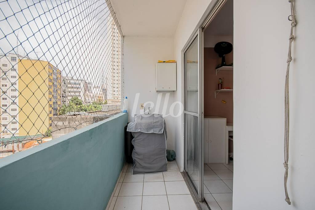 VARANDA / ÁREA DE SERVIÇO de Apartamento para alugar, Padrão com 35 m², 1 quarto e em Consolação - São Paulo