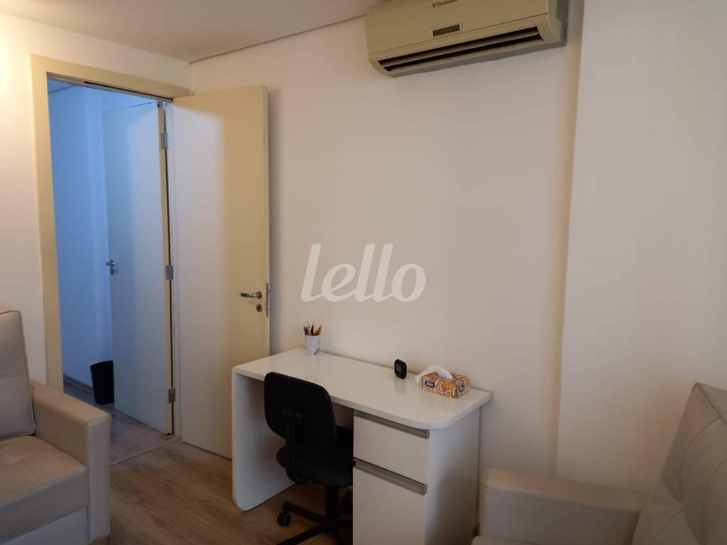 SALA B de Sala / Conjunto à venda, Padrão com 37 m², e 1 vaga em Vila Mariana - São Paulo