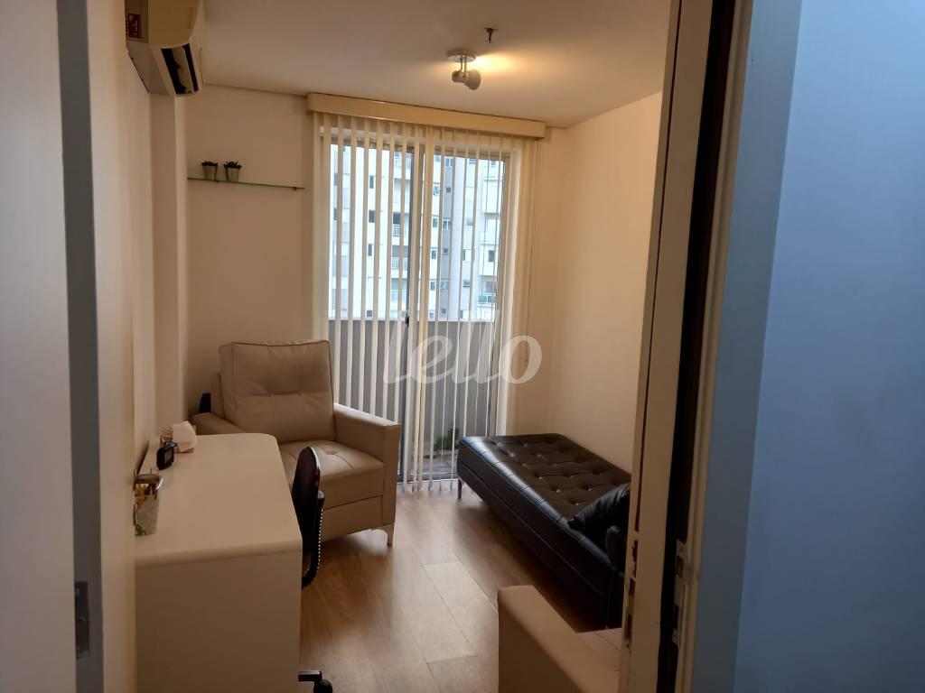 SALA B de Sala / Conjunto à venda, Padrão com 37 m², e 1 vaga em Vila Mariana - São Paulo