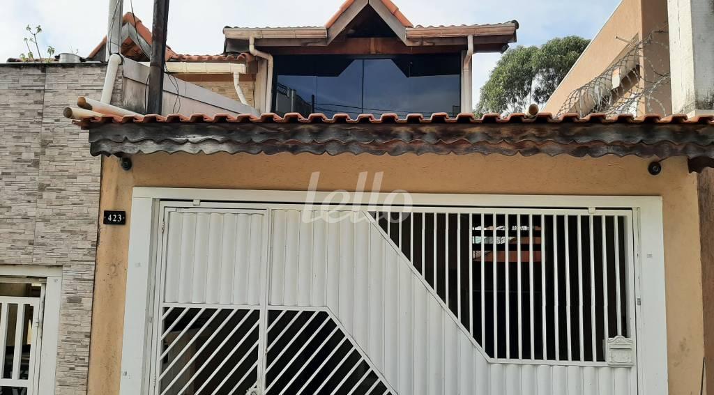 FACHADA de Casa à venda, sobrado com 168 m², 3 quartos e 2 vagas em Vila Dalila - São Paulo