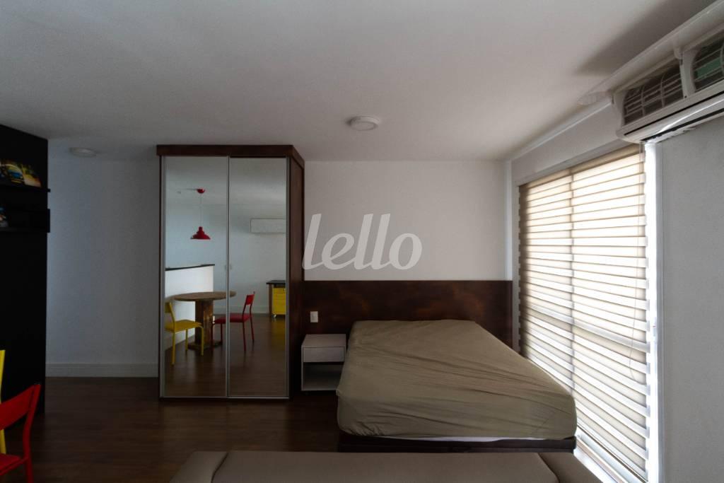 DORMITÓRIO de Apartamento para alugar, Padrão com 52 m², 1 quarto e 2 vagas em Mooca - São Paulo