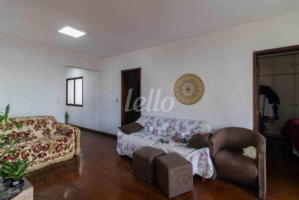 04 SALA de Apartamento à venda, Padrão com 125 m², 3 quartos e 2 vagas em Tatuapé - São Paulo