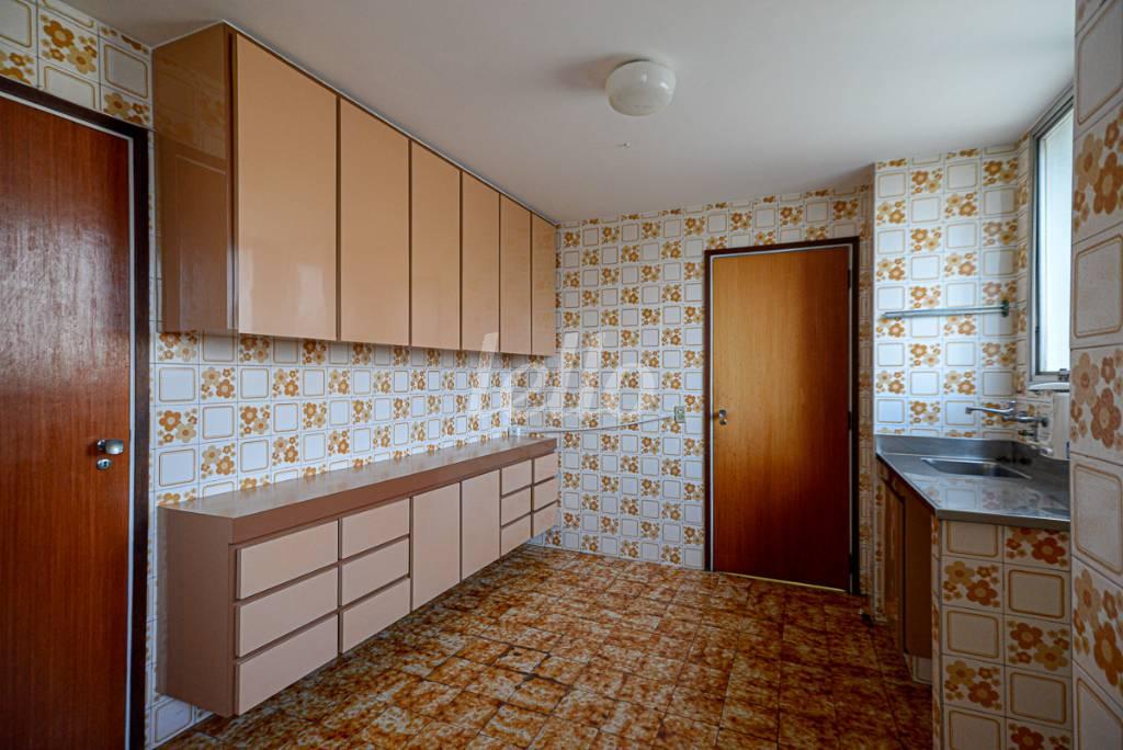 COZINHA de Apartamento à venda, Padrão com 155 m², 3 quartos e 2 vagas em Bela Vista - São Paulo