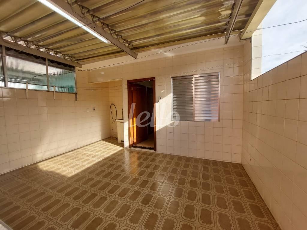 QUINTAL de Casa à venda, sobrado com 124 m², 2 quartos e 2 vagas em Vila Formosa - São Paulo