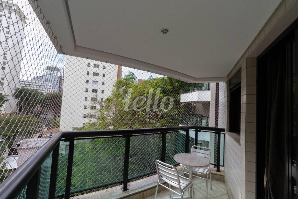 SACADA de Apartamento para alugar, Padrão com 60 m², 2 quartos e 2 vagas em Paraíso - São Paulo