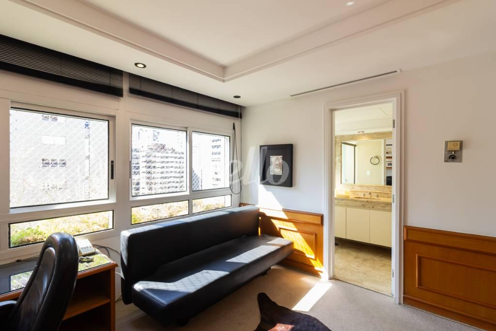 SUITE 1 de Apartamento à venda, Padrão com 117 m², 2 quartos e 2 vagas em Jardim Paulista - São Paulo