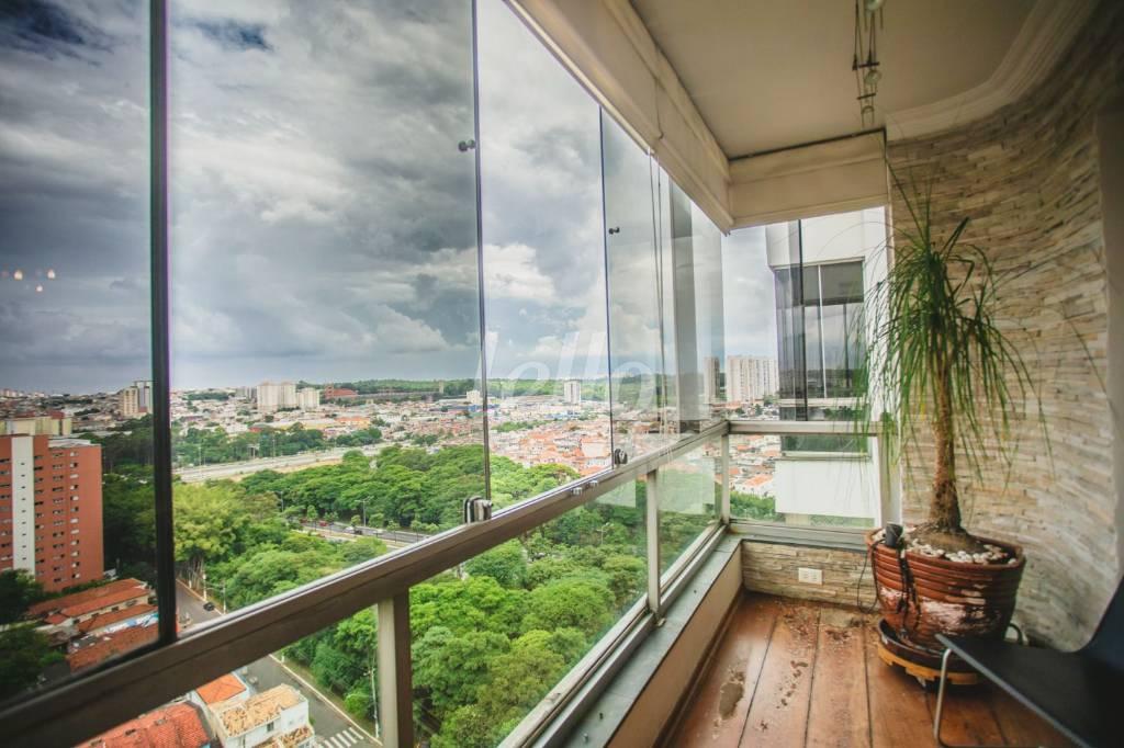 VARANDA de Apartamento à venda, Padrão com 139 m², 2 quartos e 2 vagas em Vila Monte Alegre - São Paulo