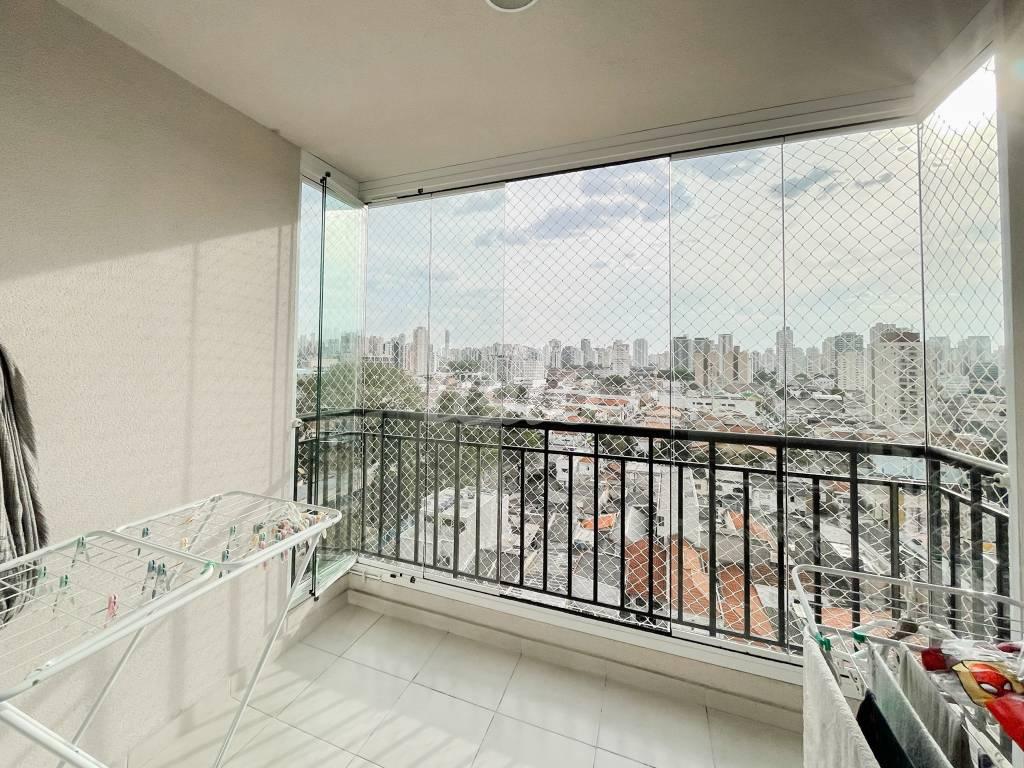 SACADA ENVIDRAÇADA de Apartamento à venda, Padrão com 68 m², 2 quartos e 1 vaga em Maranhão - São Paulo