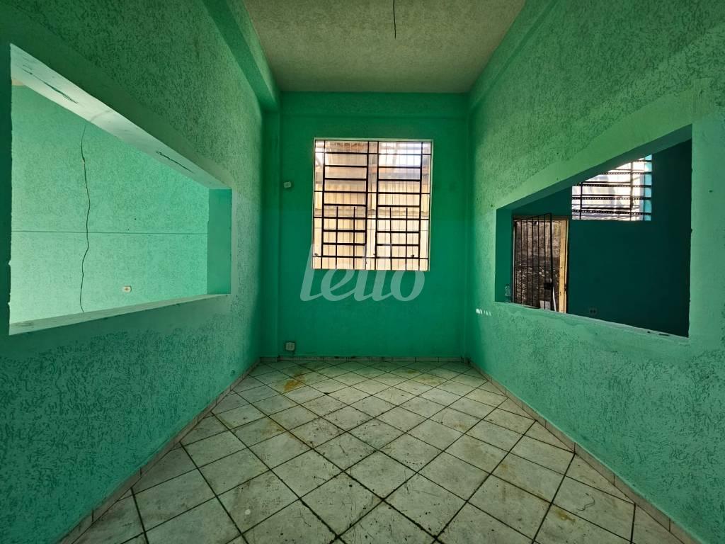 SALA 3 de Salão para alugar, Padrão com 247 m², e 3 vagas em Vila Formosa - São Paulo