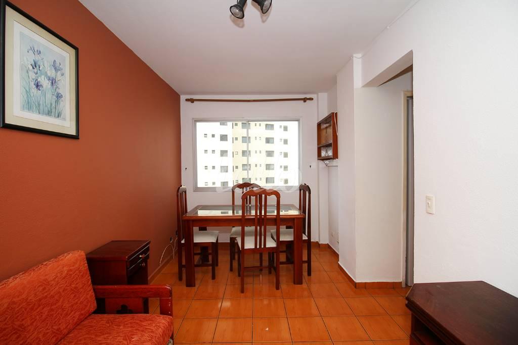 SALA de Apartamento à venda, Padrão com 52 m², 1 quarto e em Bosque da Saúde - São Paulo