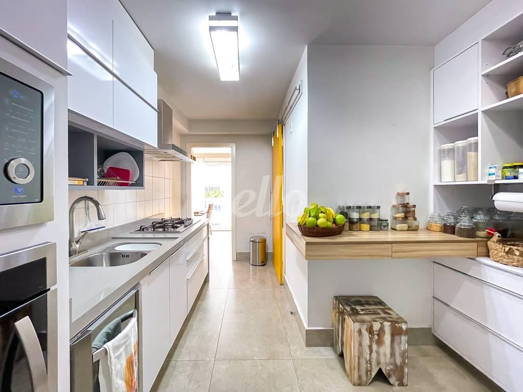 COZINHA de Apartamento à venda, Padrão com 108 m², 3 quartos e 2 vagas em Mooca - São Paulo