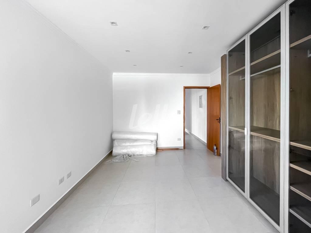 SUÍTE de Casa à venda, sobrado com 132 m², 3 quartos e 2 vagas em Vila Matilde - São Paulo