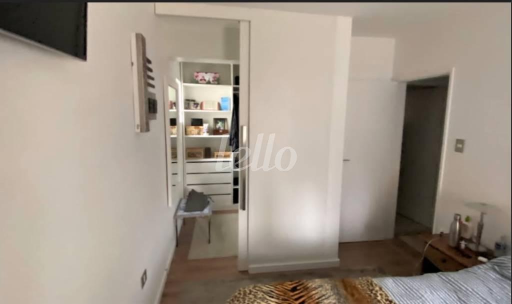 DORMITORIO de Apartamento à venda, Padrão com 70 m², 2 quartos e 1 vaga em Indianópolis - São Paulo