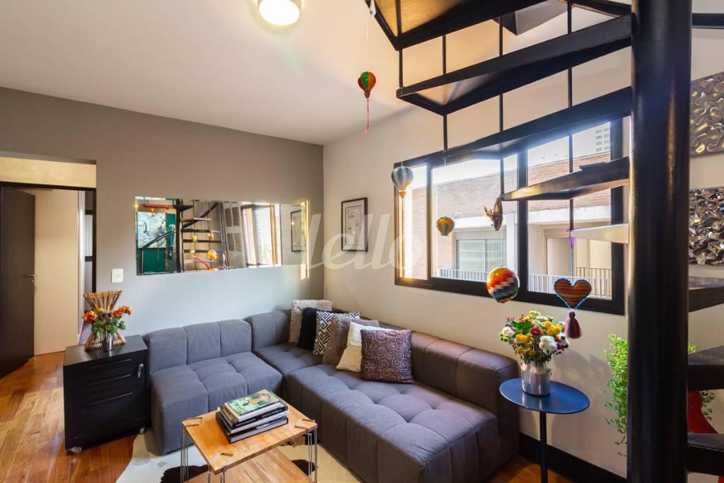 SALA1 de Apartamento à venda, cobertura - Padrão com 100 m², 2 quartos e 2 vagas em Vila Pompeia - São Paulo